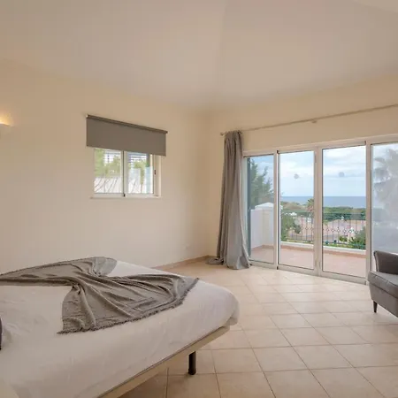 Villa Adeline Vale do Lobo